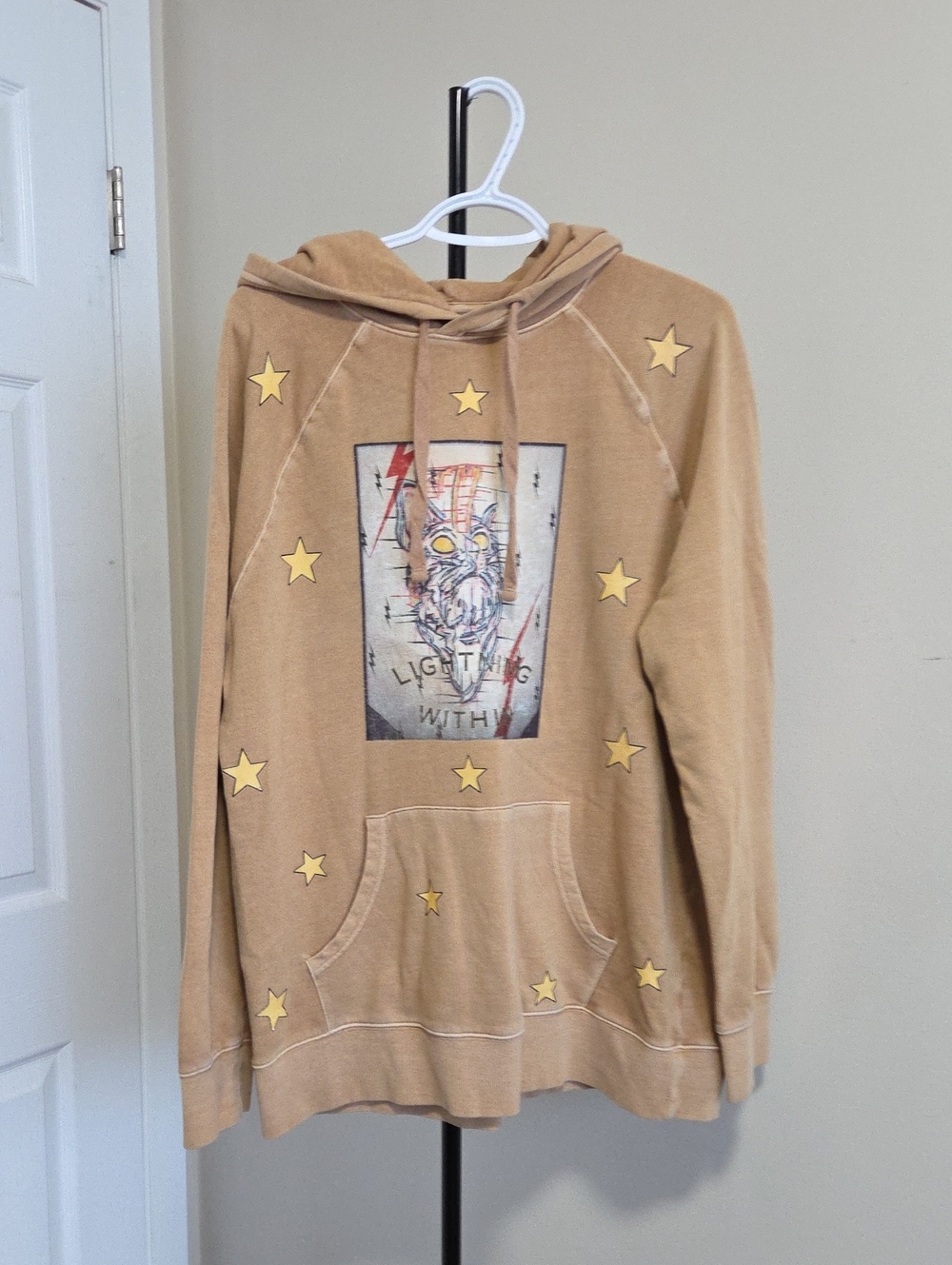 Tan Crewneck Hoodie with Star Accents and Graphic